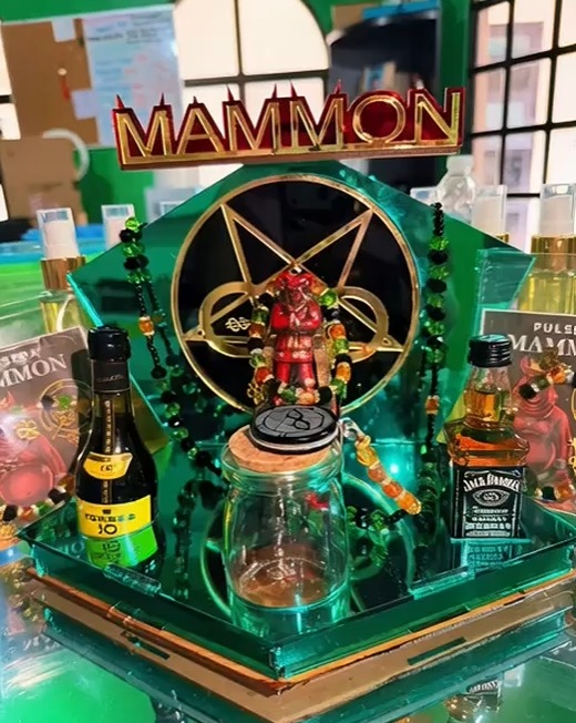 ALTAR MAMMON